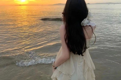 艺人严浩翔父亲宣布断绝子女关系后其母发文：已给其父300多万