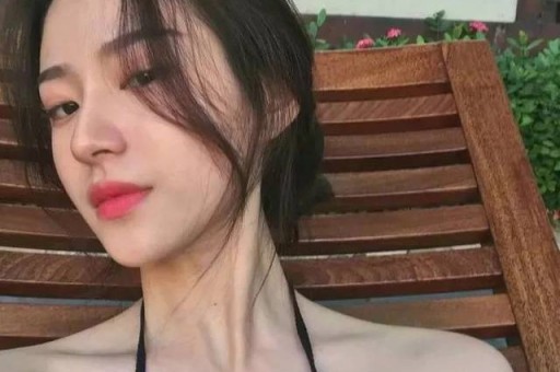 爆4条大瓜！湖南台女主持被曝背高仿、贾玲体重回弹、陈好疑怀四胎沈腾再遭百花冷遇