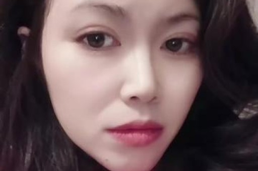 房琪以前是大家心里的“才女”金句一堆粉丝爱看。可这
